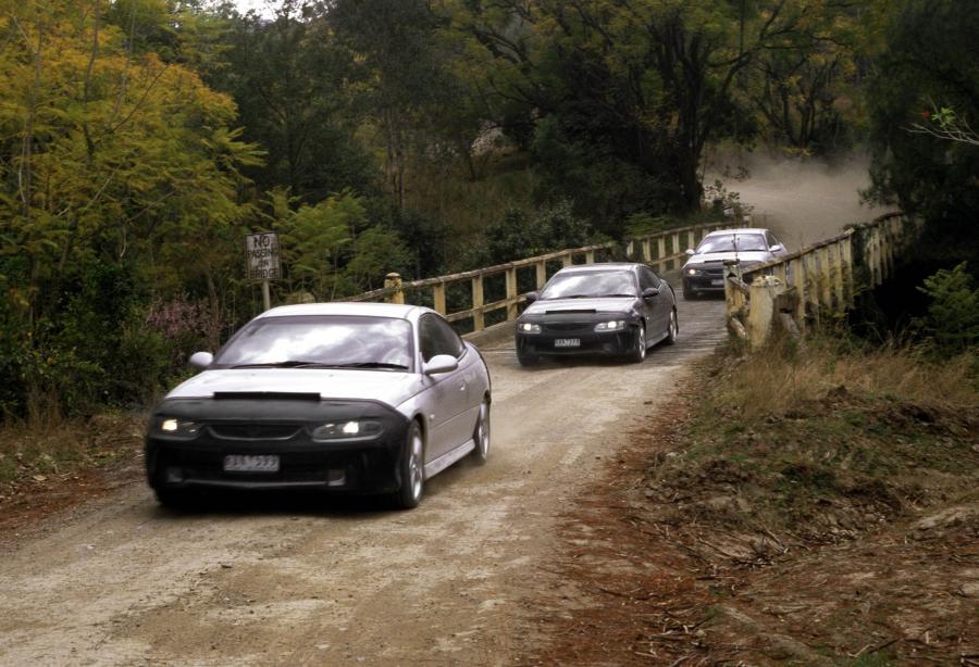  Holden Monaro V2 2001 года  (фото 32 из 53)